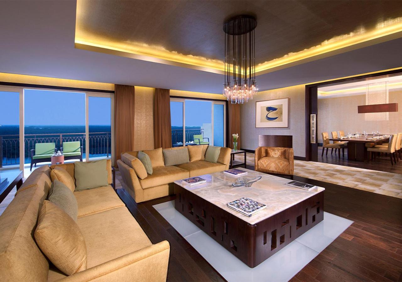 Hotel Anantara Eastern Mangroves Abu Zabi Zewnętrze zdjęcie A living room at the Ritz-Carlton, Maldives